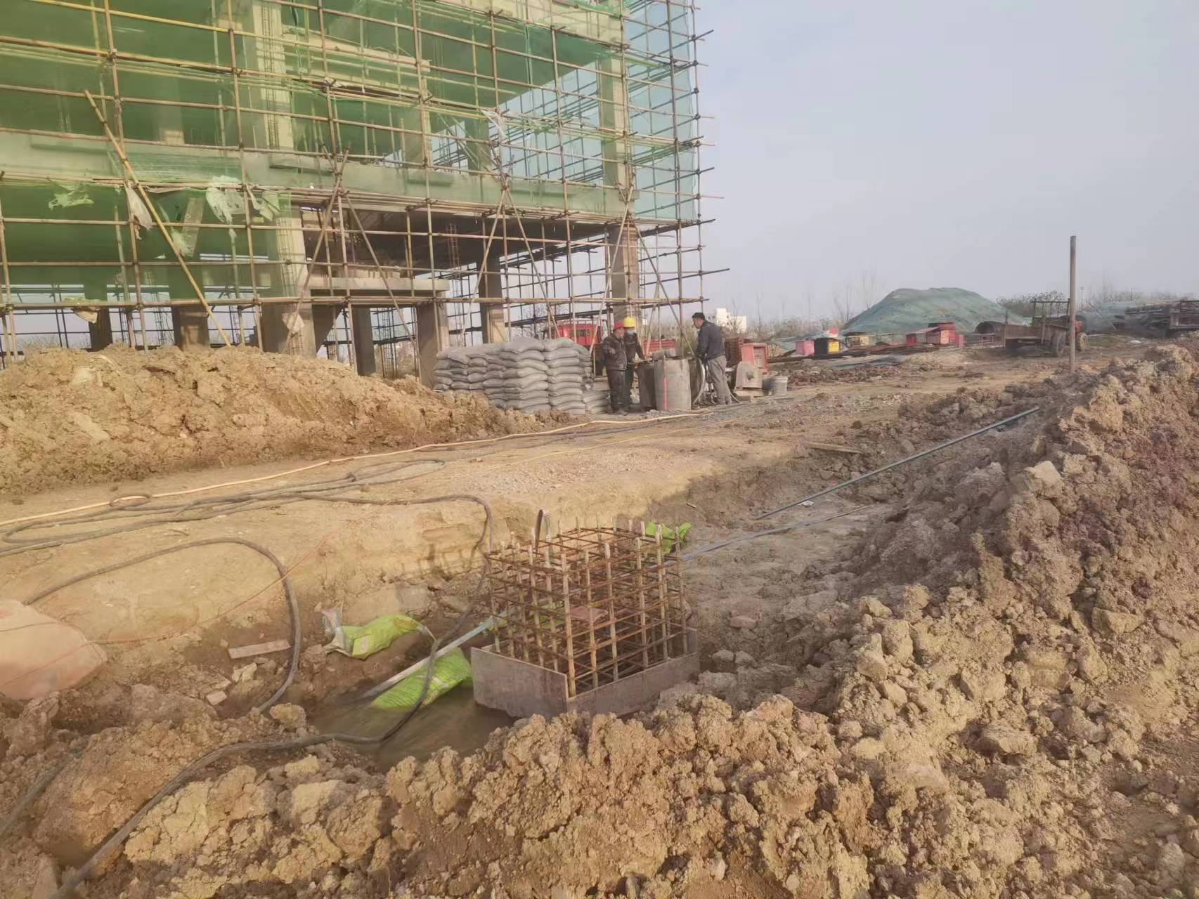 天心当桥梁出现裂缝的时候应该及时加固修补